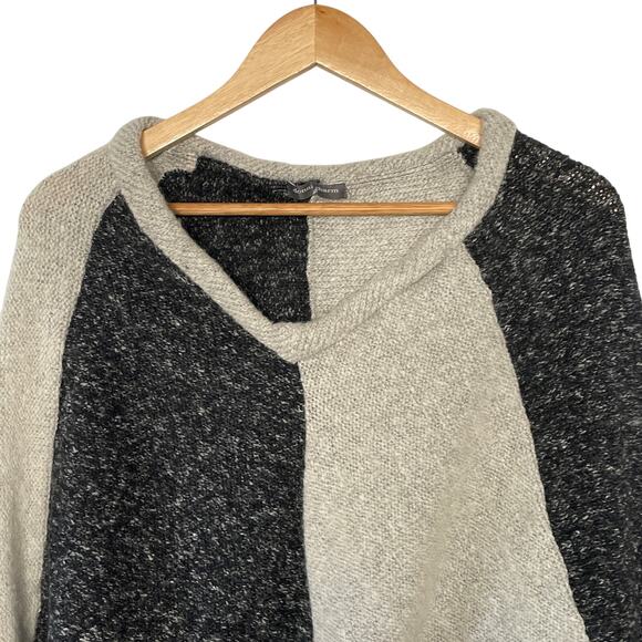 Donni Charm Cape Shawl Wool Quiet Luxury Warm Soft Cozy Cottagecore Cabincore - Picture 3 of 8